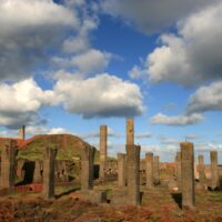 Concrete pillars, Levant